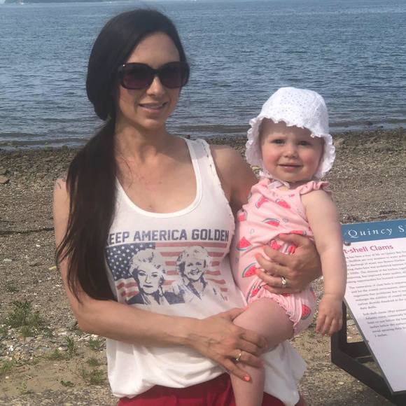 Meet your Posher, Vic tori a - Picture 1 of 1